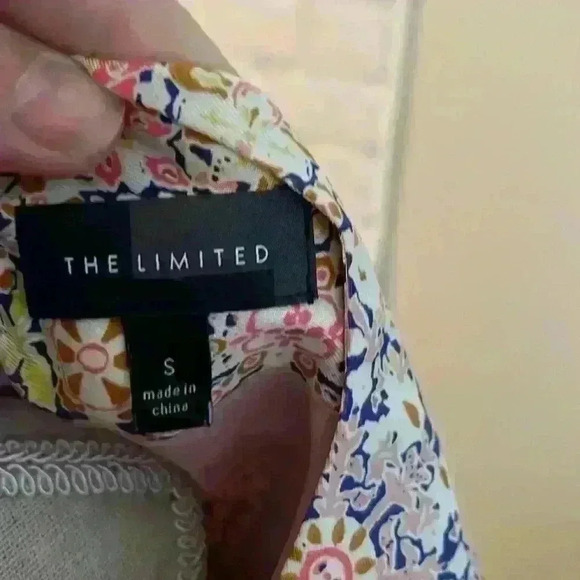 The Limited loose fit dress zippered back pretty pattern Size S - Picture 6 of 6